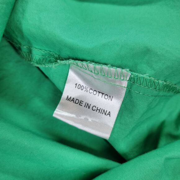 White Fox Short 2 Piece Set Womens S/M Green Button Up Oversized Top Pull On - Picture 4 of 16